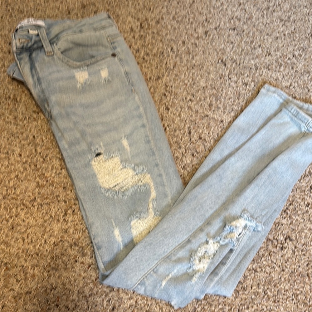 Judy Blue Distressed Skinny Blue Jeans